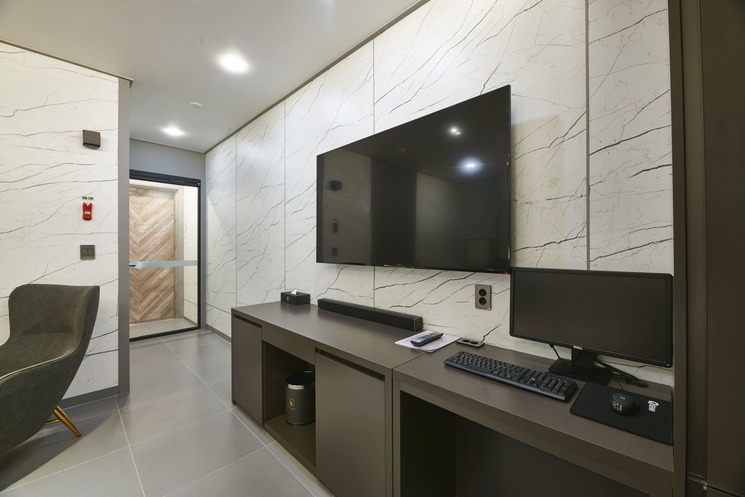 Sweet Room