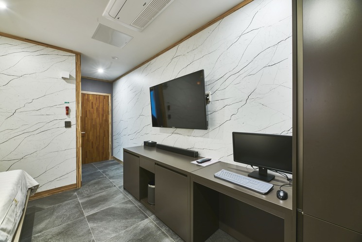 Sweet Room